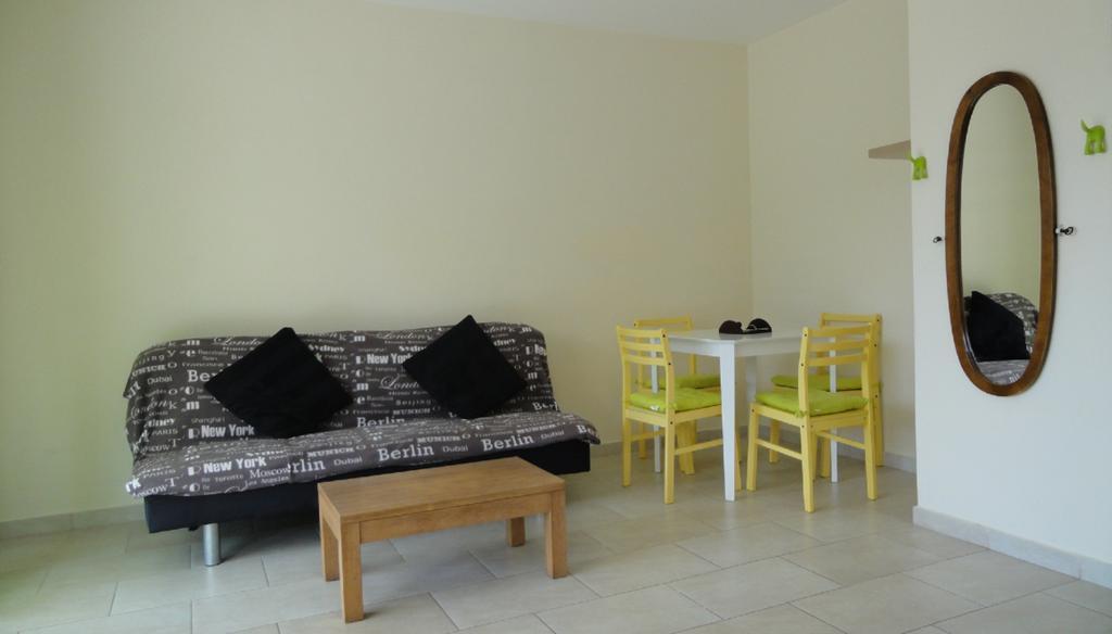 Paphos Anastasia Apartments מראה חיצוני תמונה