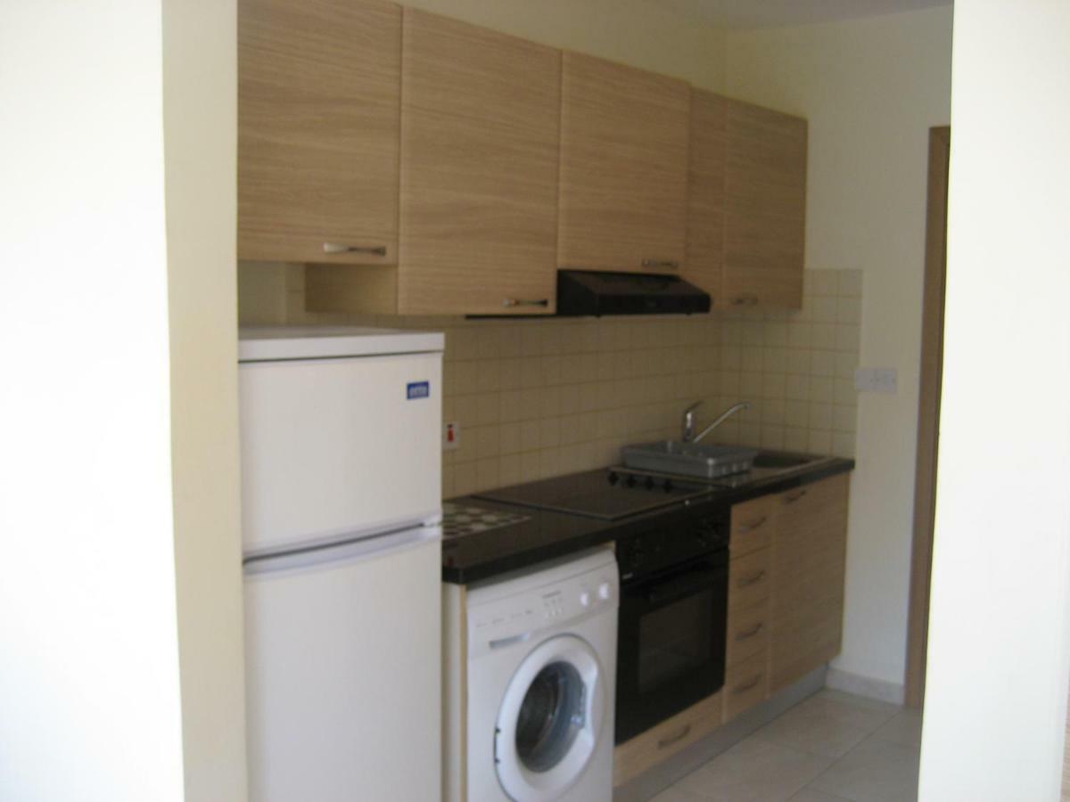 Paphos Anastasia Apartments מראה חיצוני תמונה