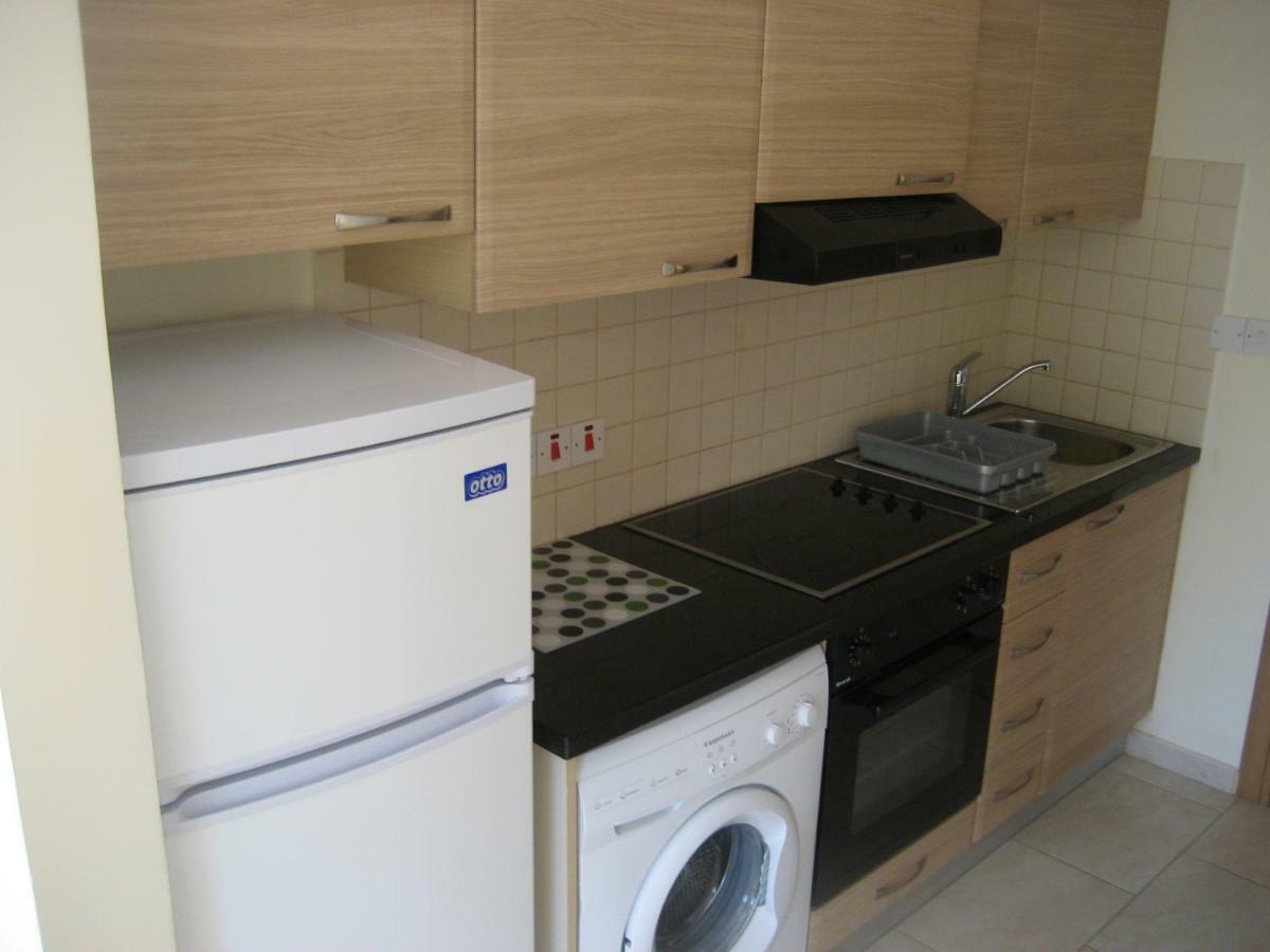 Paphos Anastasia Apartments מראה חיצוני תמונה